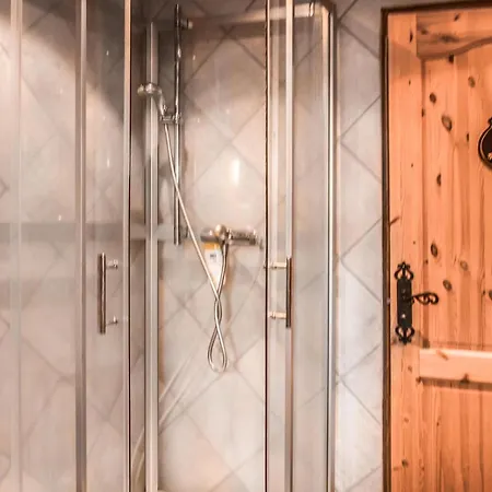 Stunning In With Kitchen